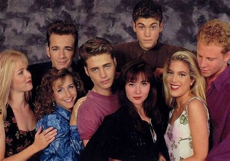 cast of the original 90210|90210 full cast.